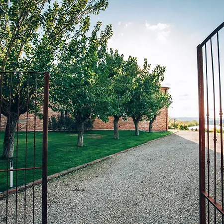 Casale Cardini * Foiano Della Chiana